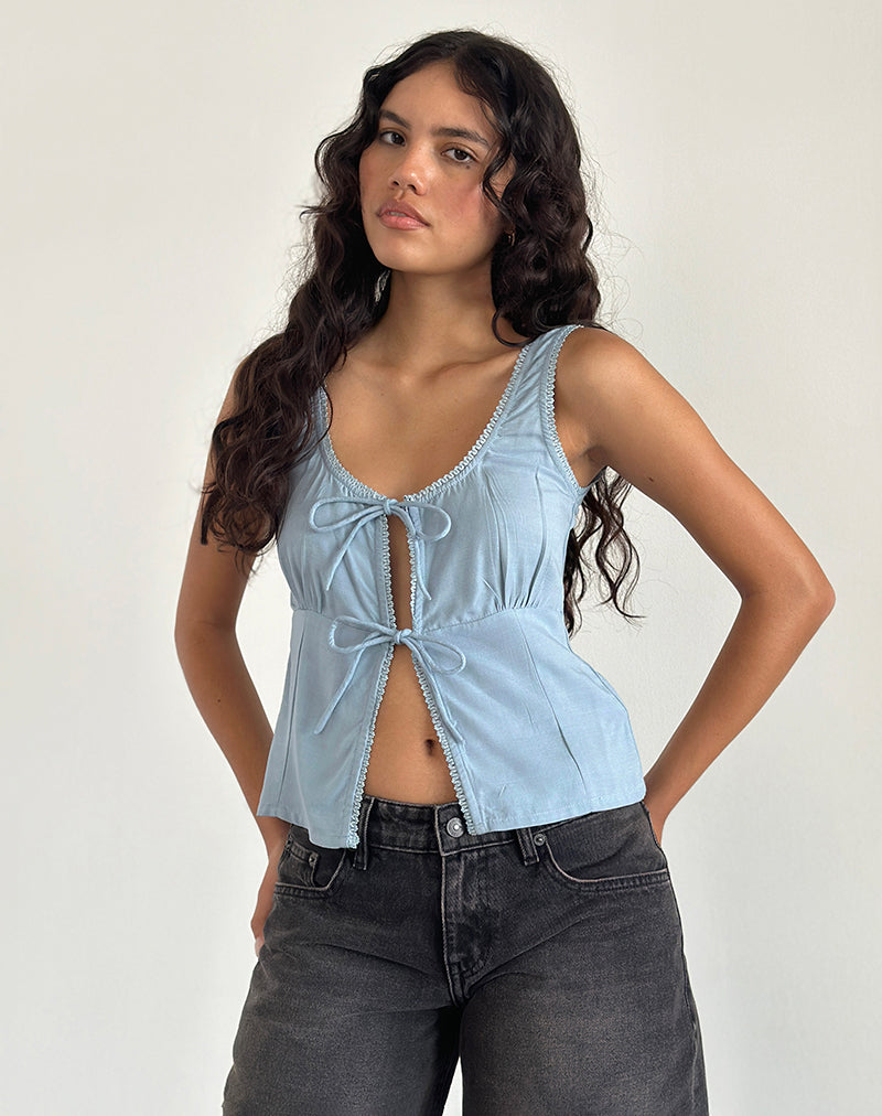 Esau Tie Front Top in Private Slub Nantucket Blue