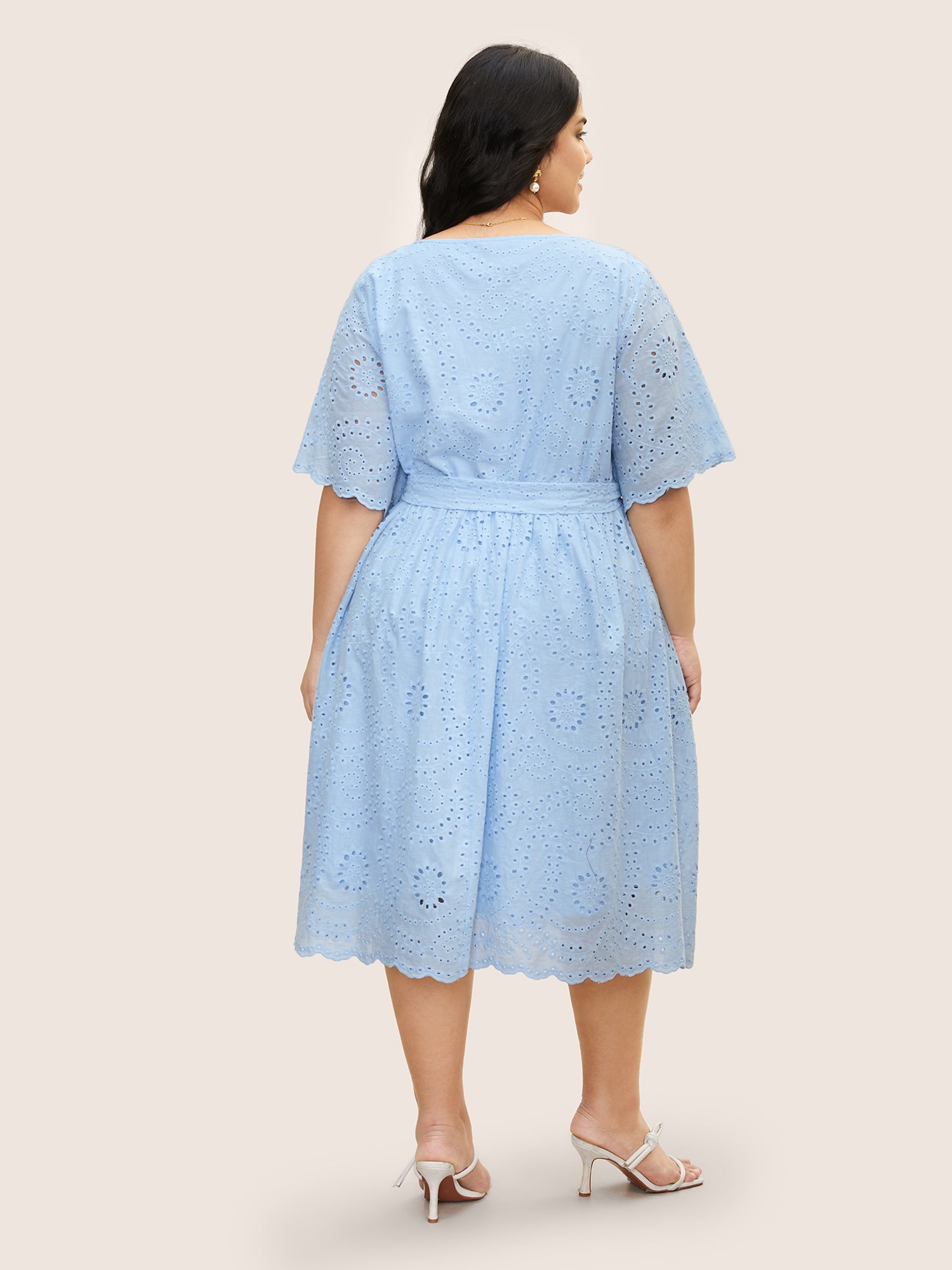 Broderie Anglaise Ruffle Sleeve Ties Dress