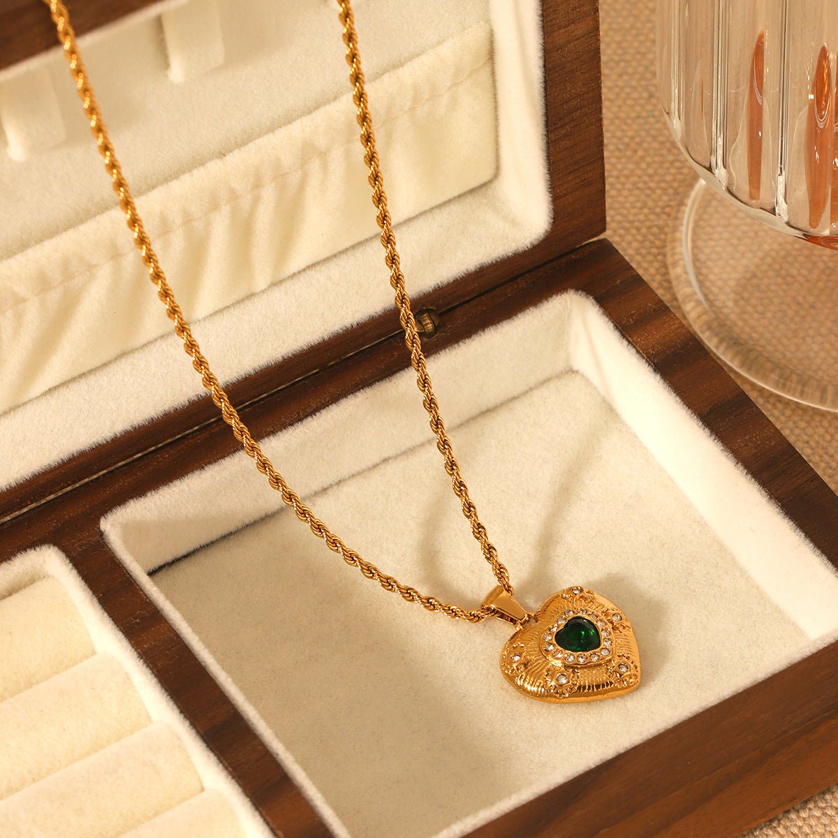 18K Gold Stainless Steel Inlaid Heart-Shaped Zircon Necklace Ins Style Love Pendant Necklace Titanium Steel Necklace