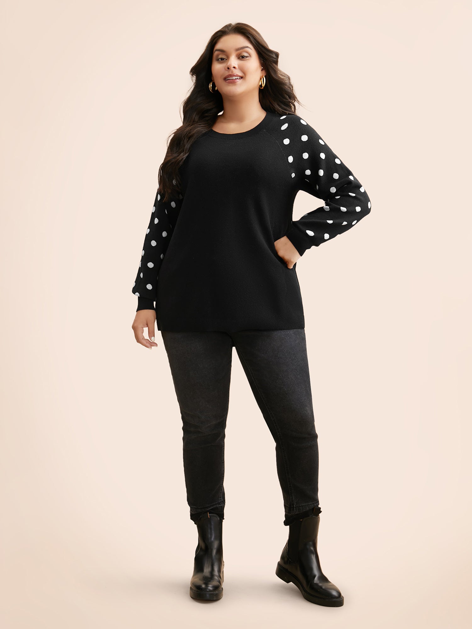 Polka Dot Crew Neck Raglan Sleeve Pullover