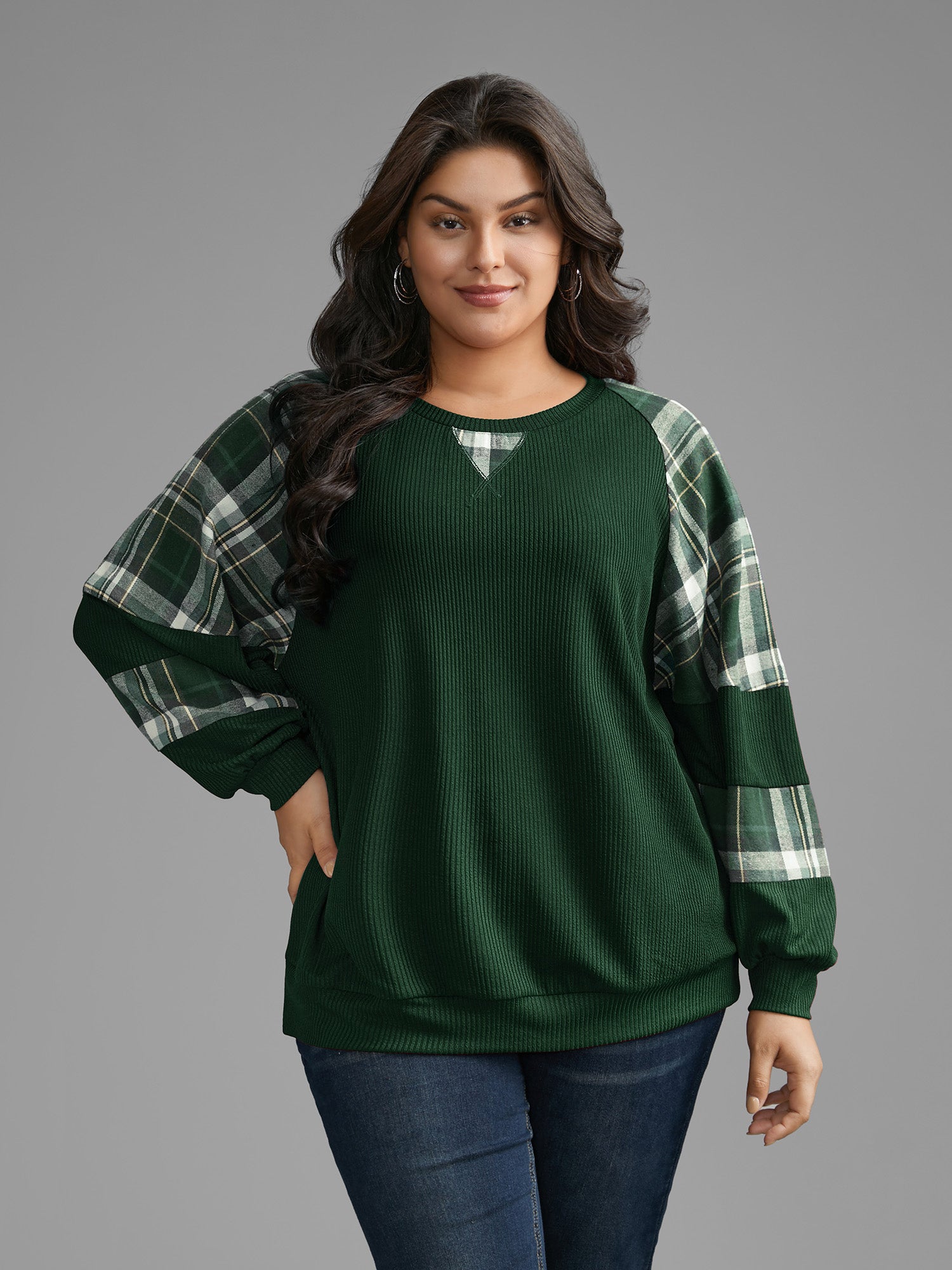 Plaid Patchwork Raglan Sleeve Sweatshirt