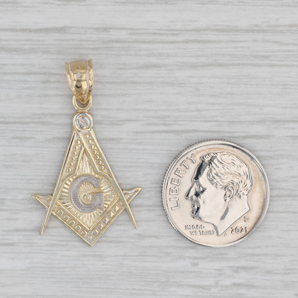Masonic Blue Lodge Pendant 14k Yellow Gold Square Compass