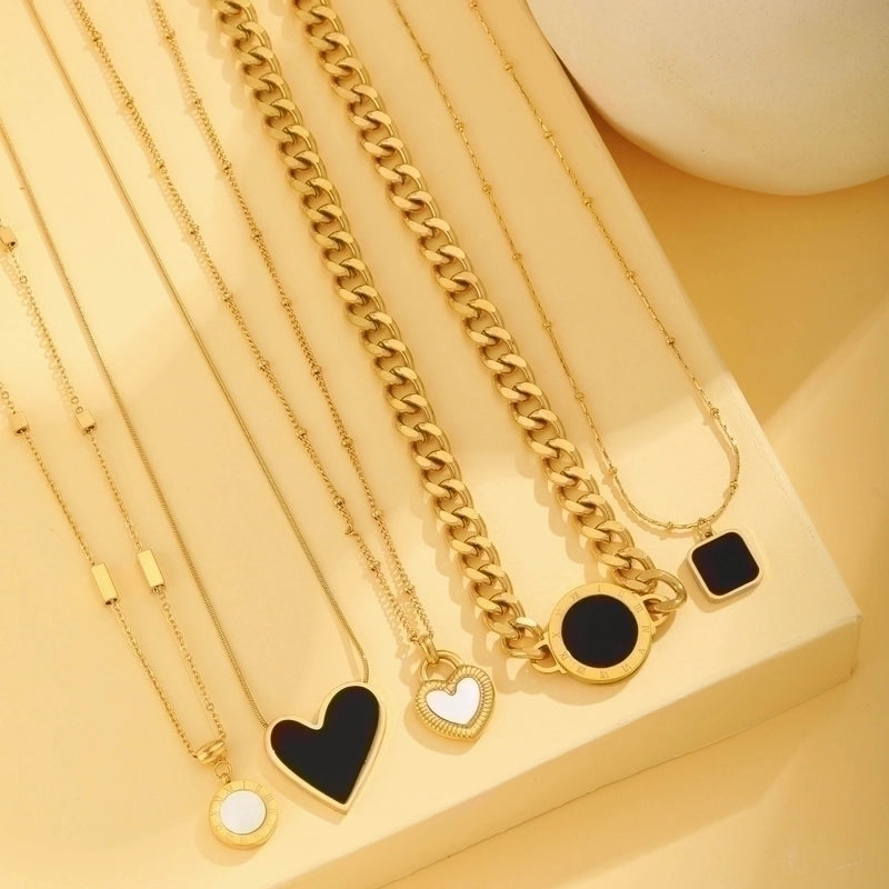 Ig Style Minimalist Round Heart Shape Roman Numeral Titanium Steel Plating Inlay Shell 18k Gold Plated Pendant Necklace