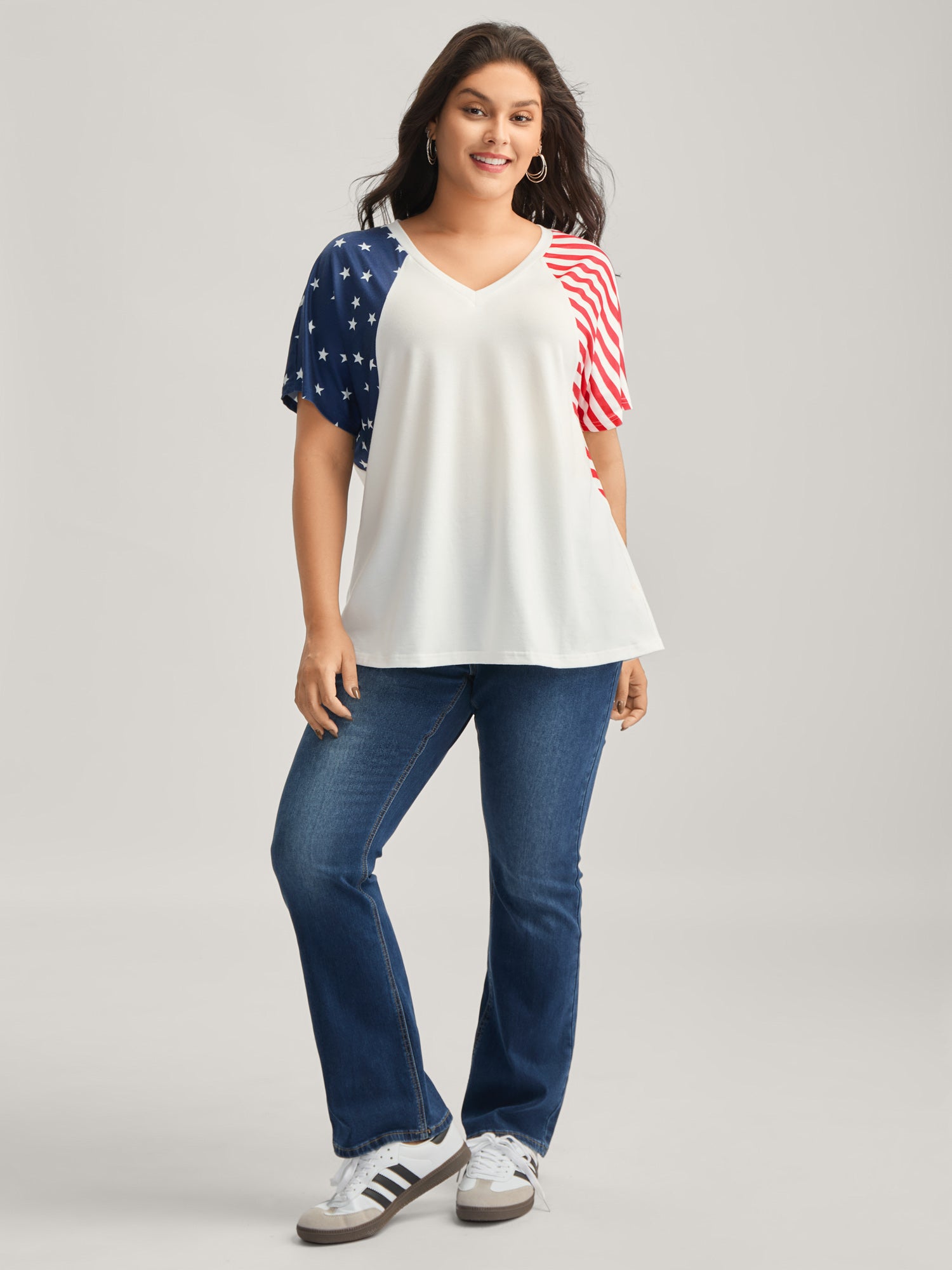 American Flag Print V-Neck T-Shirt