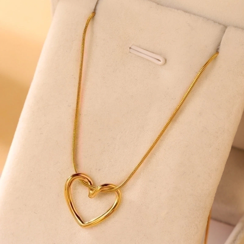 Elegant Minimalist Heart Shape 304 Stainless Steel Copper 18K Gold Plated Hollow Out Pendant Necklace