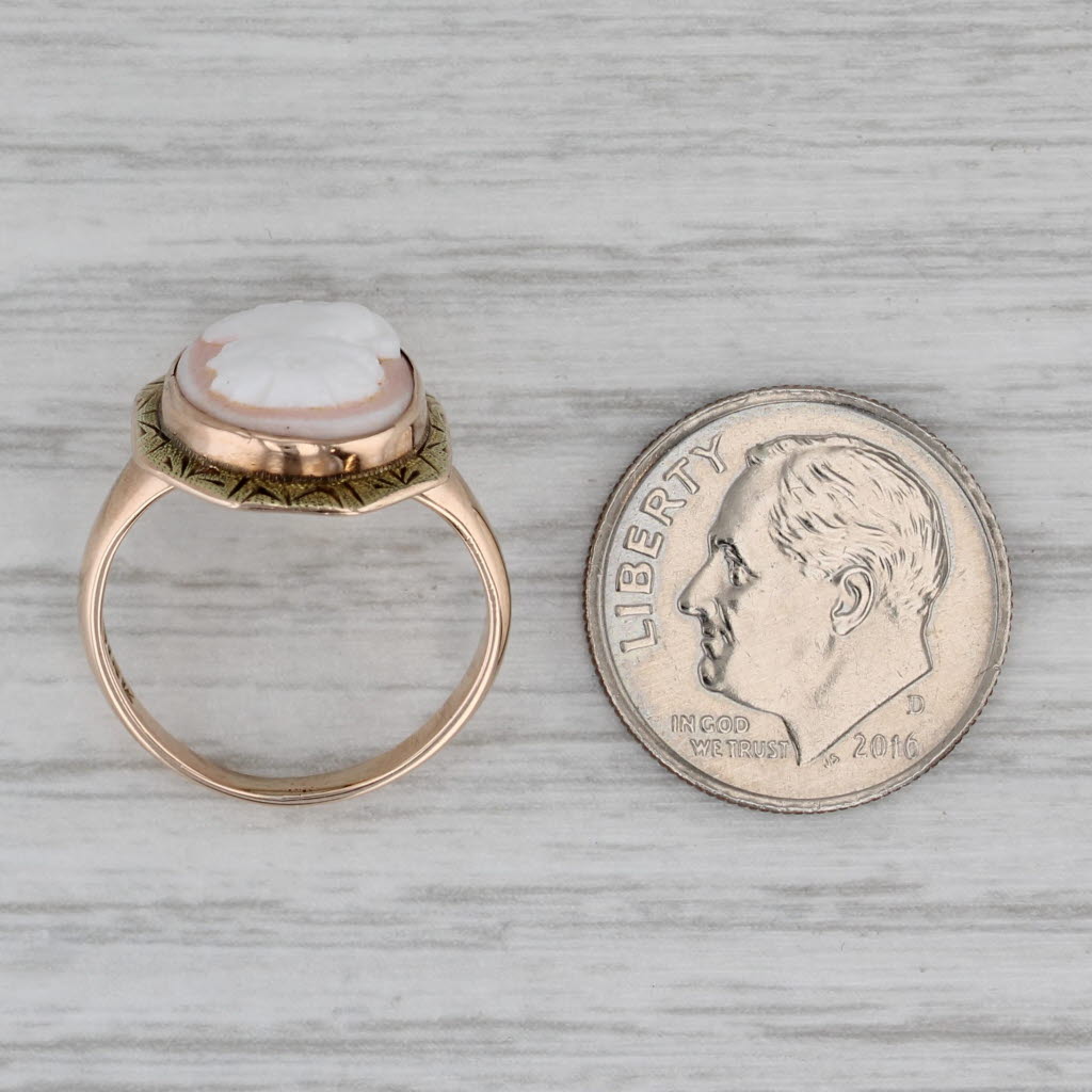 Vintage Molded Glass Cameo Ring 10k Yellow Gold Size 4.5