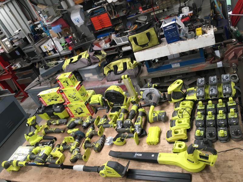 🎁2025  Amazon Customer Returns Tool Pallets Online⭐Buy 7 FOOT TALL “MONSTER” PALLETS Online