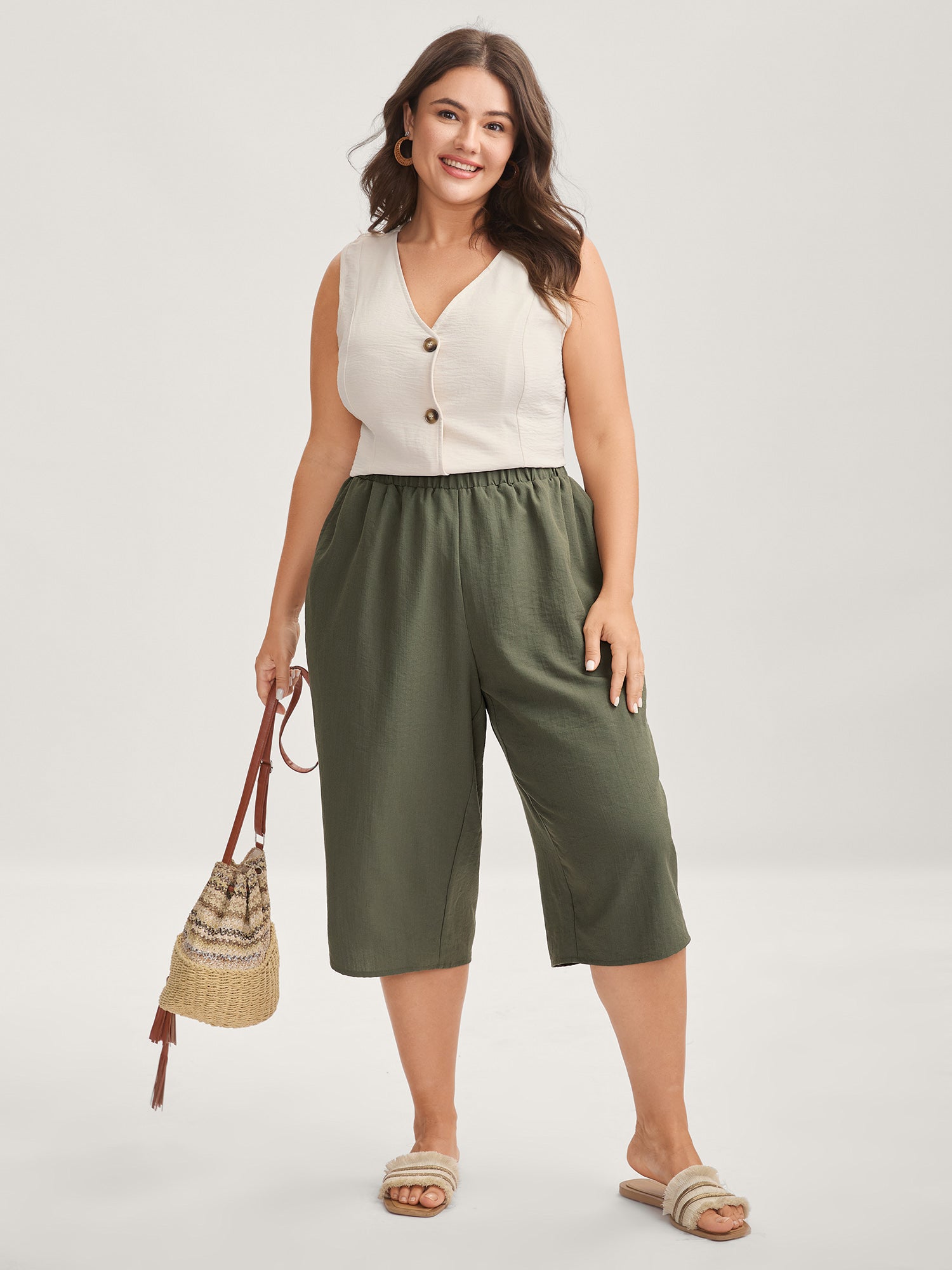 Stretchy Waist Straight-Leg Capri Pants