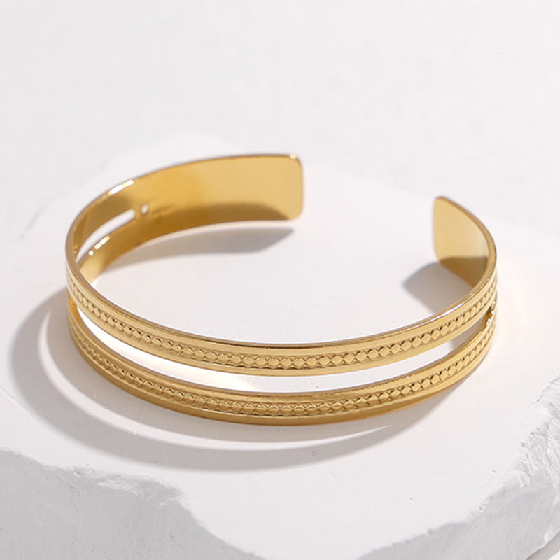 2 Pieces Expressive Stripe Stainless Steel Electroplating Bangles