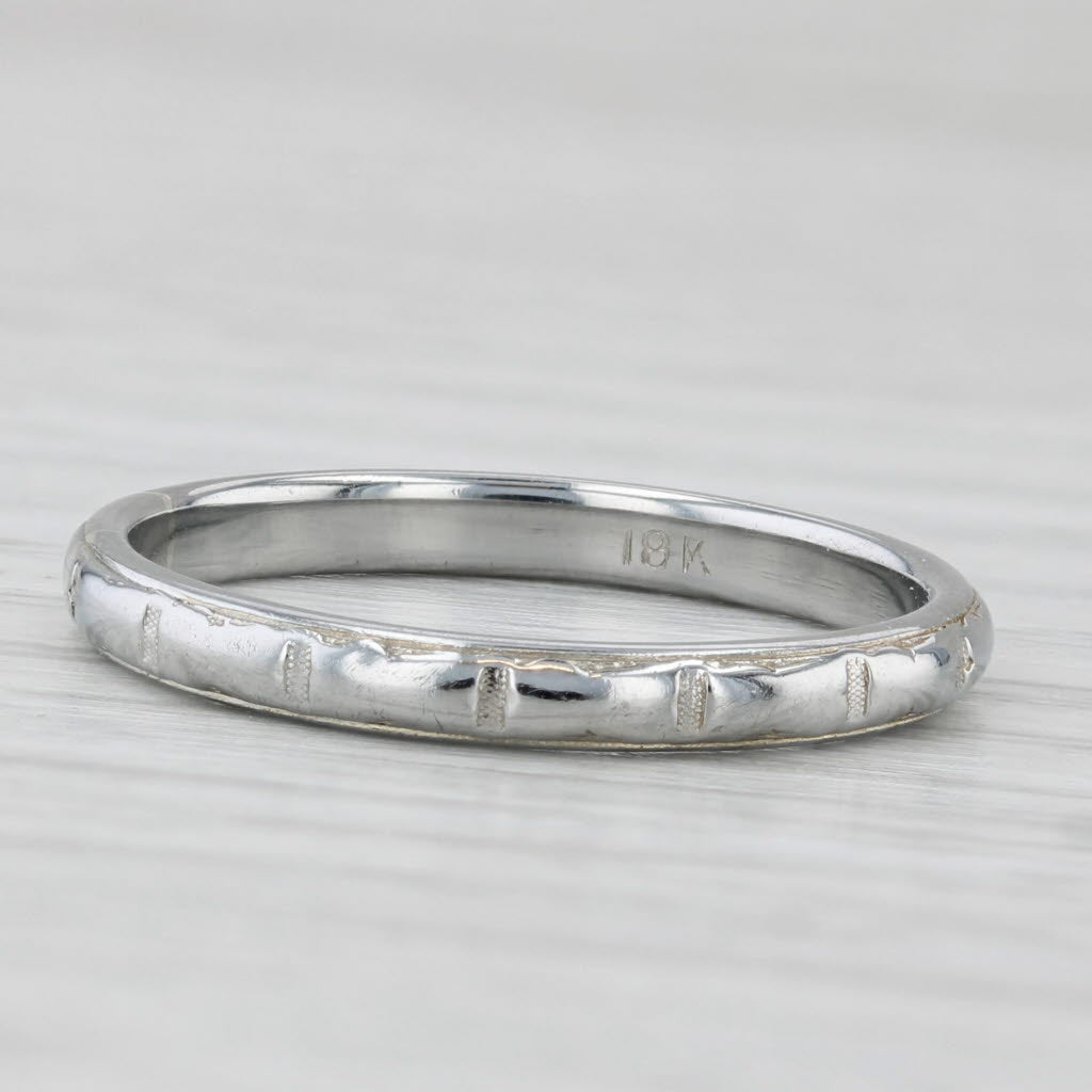 Vintage Etched Pattern Ring 18k White Gold Stackable Wedding Band Size 8