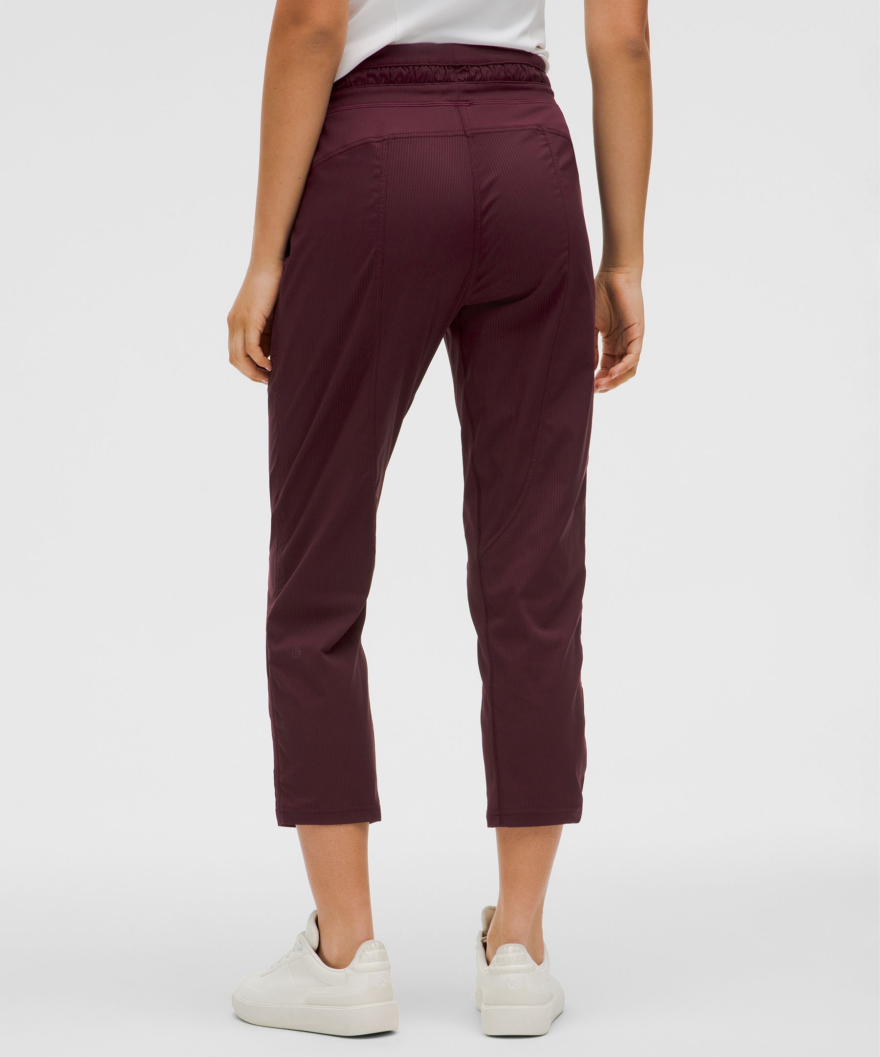 Dance Studio Mid-Rise Cropped Pant
