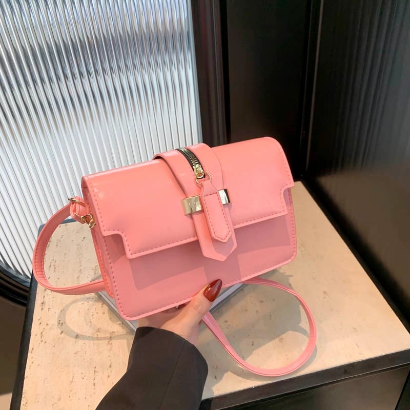 Women's Pu Leather Color Block Solid Color Streetwear Square Flip Cover Shoulder Bag Underarm Bag