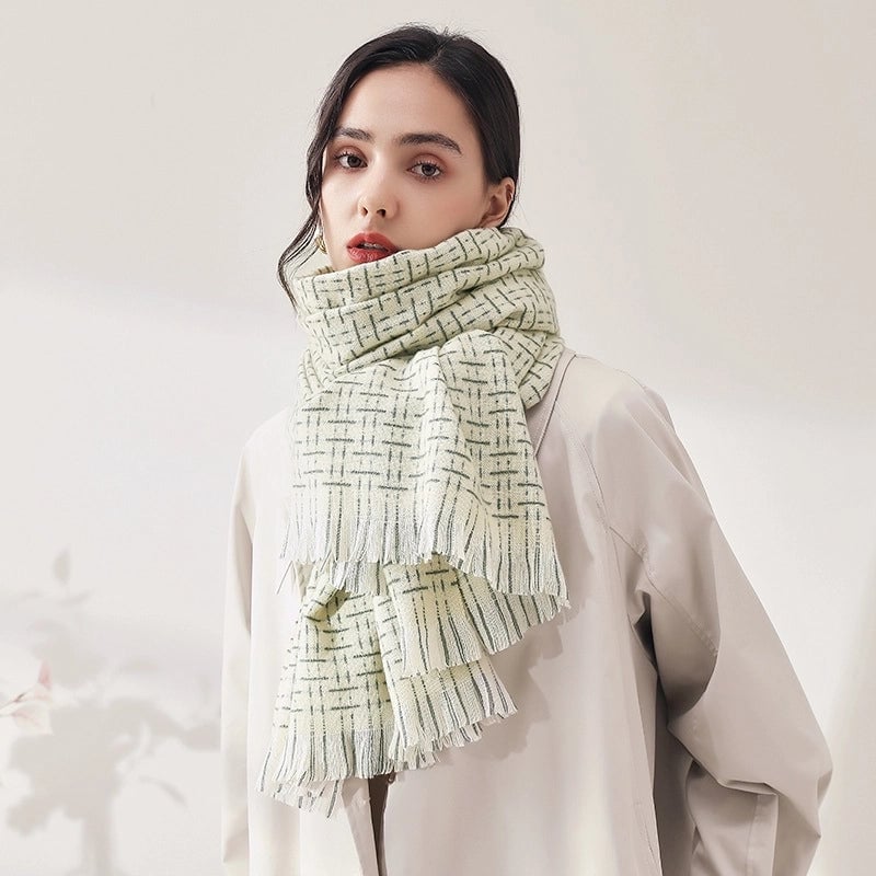 Women's Minimalist Classic Style Plaid Imitation Cashmere Scarf
