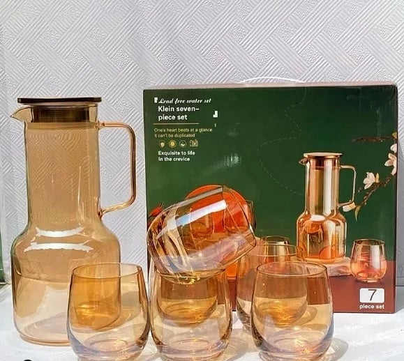 Amber Luxe 7-Piece Glassware Set - 1 Jug and 6 Glasses