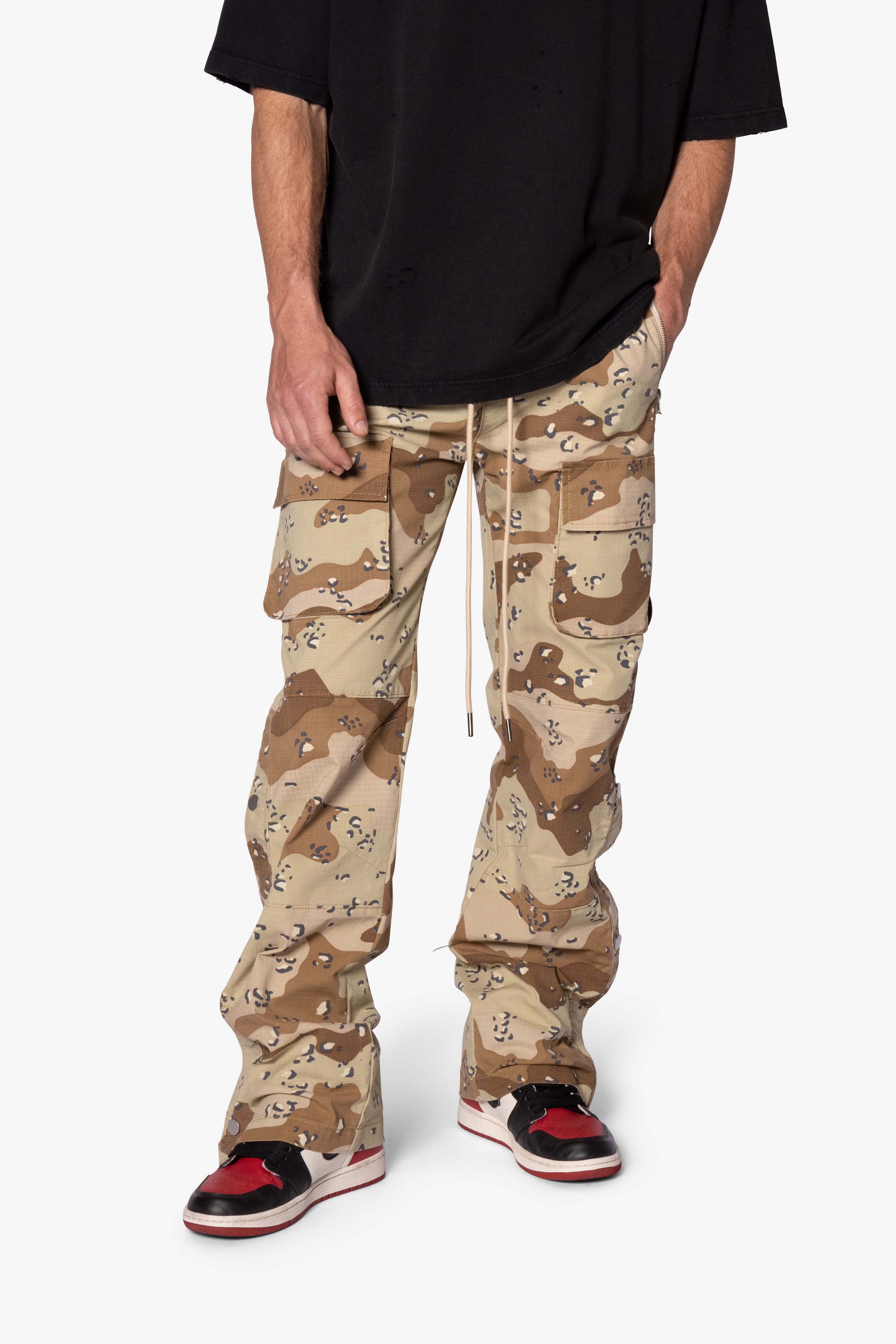 Snap Front Cargo Pants - Desert Camo