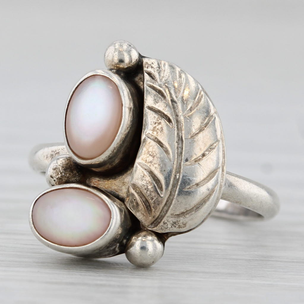 Pink Mother of Pearl Feather Ring Sterling Silver Vintage Native American Size 5