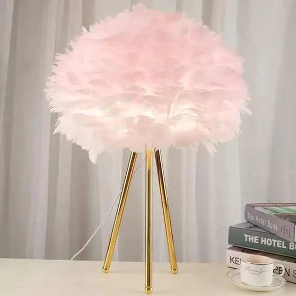 Nordic Feather Lamp