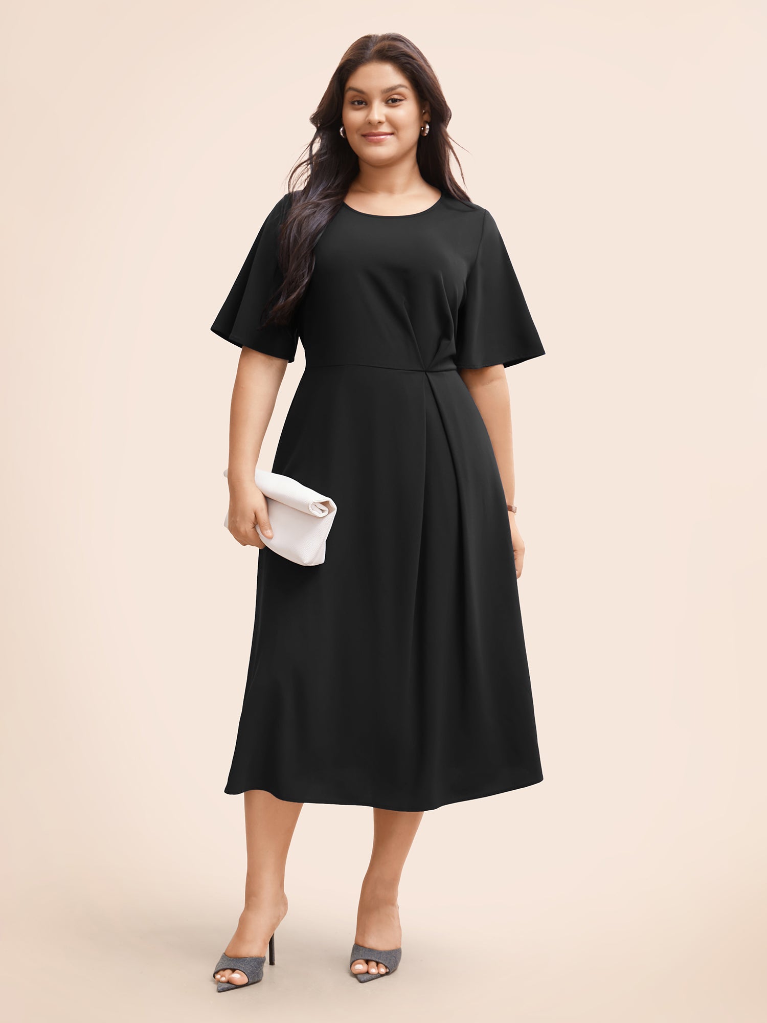 Plain Round Neck Plicated Detail Dress