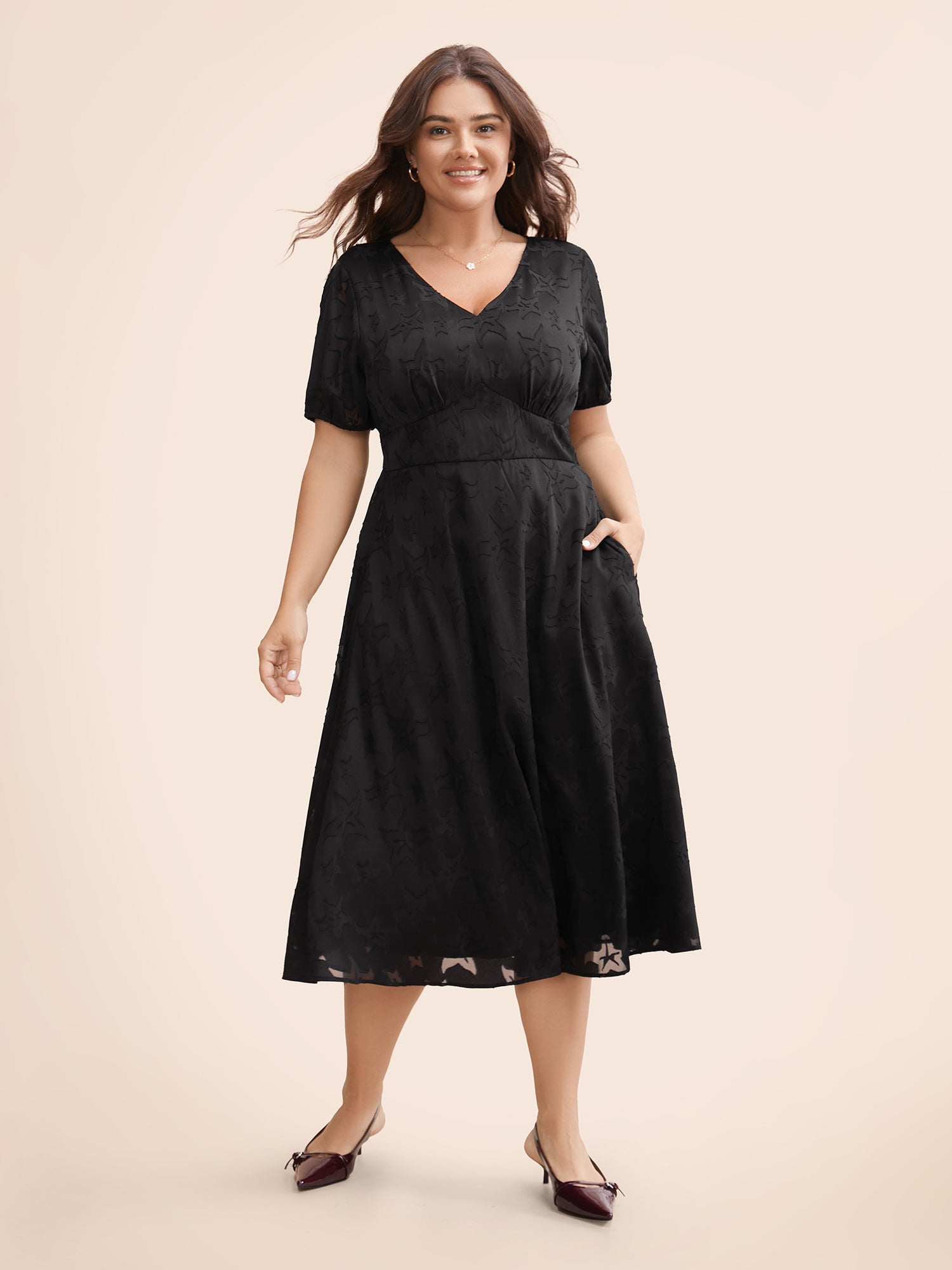 Star Textured Lantern Sleeve Midi Dress