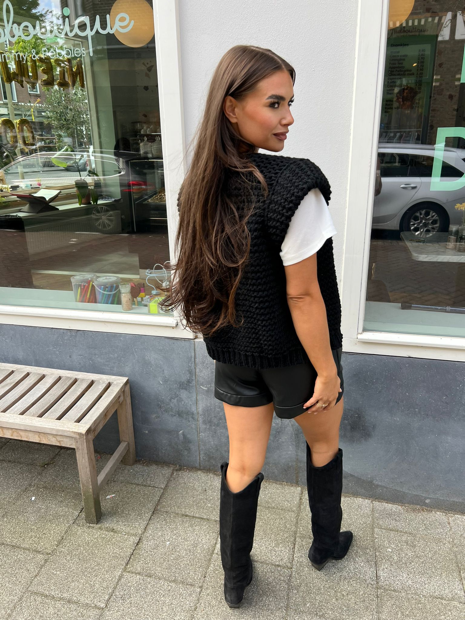 Nika knitted gilet vest black