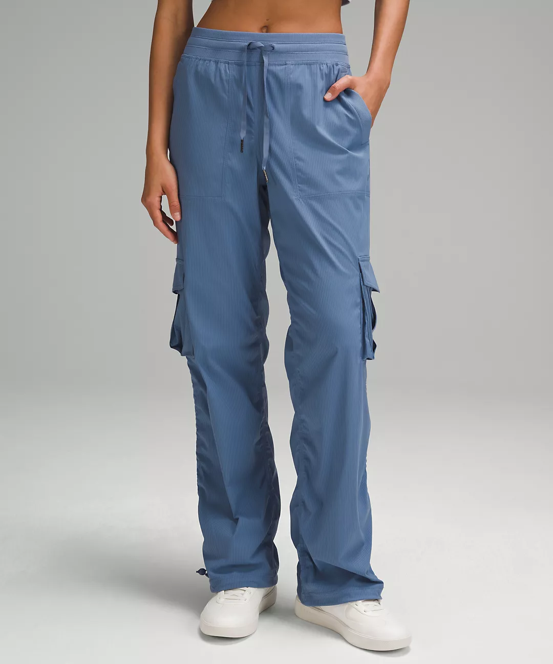 Dance Studio Relaxed-Fit Mid-Rise Cargo Pant