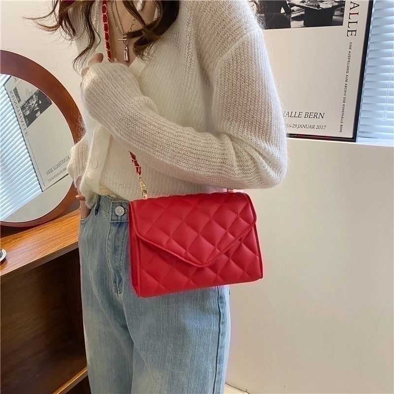 Women's Small Pu Leather Lingge Streetwear Square Magnetic Buckle Crossbody Bag