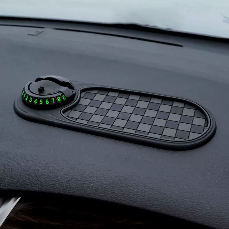 Multifunctionele antislipmat voor in de auto