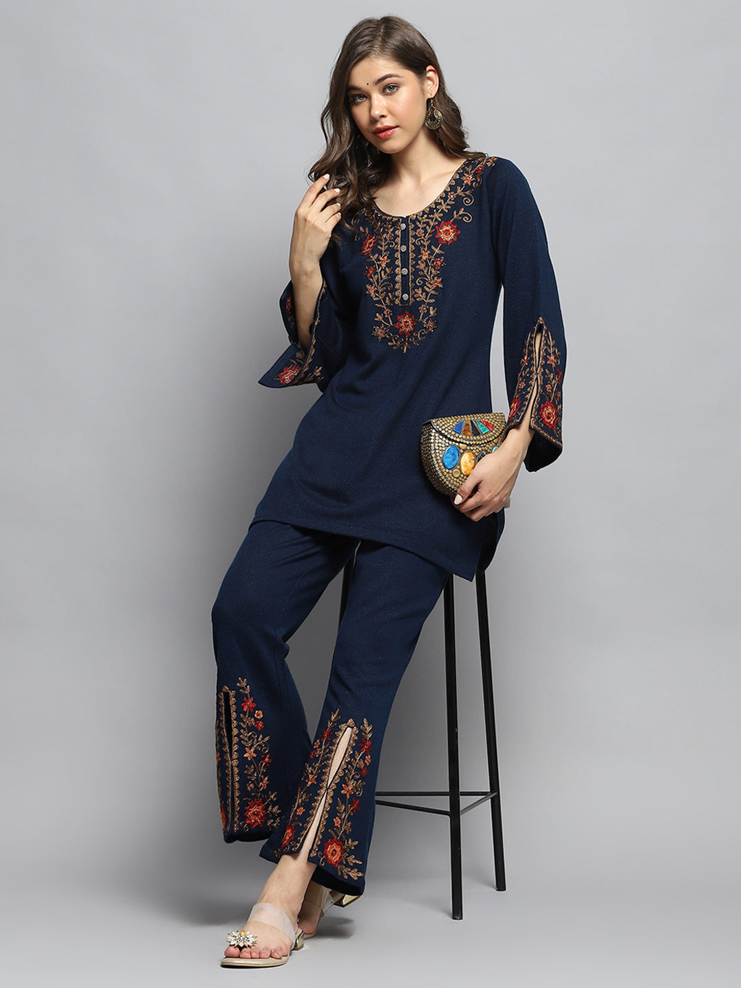 Women Blue Self Design Round Neck Full Sleeve Kurti Set