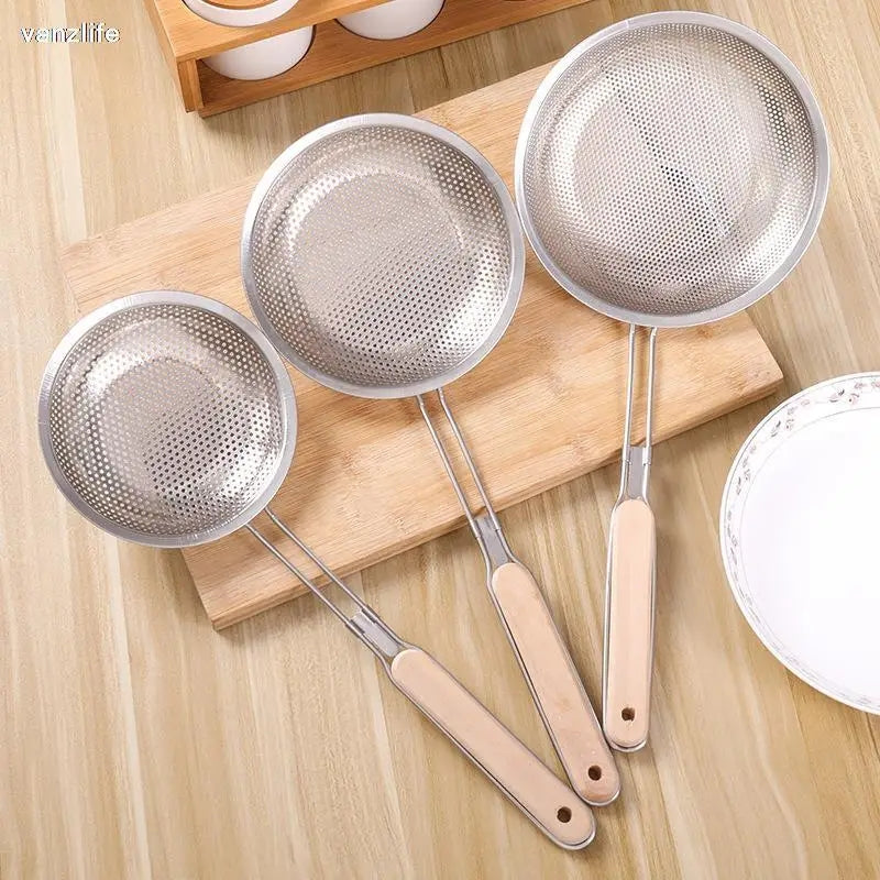 PACK OF 3 STRAINER WITH WOODEN HANDLE