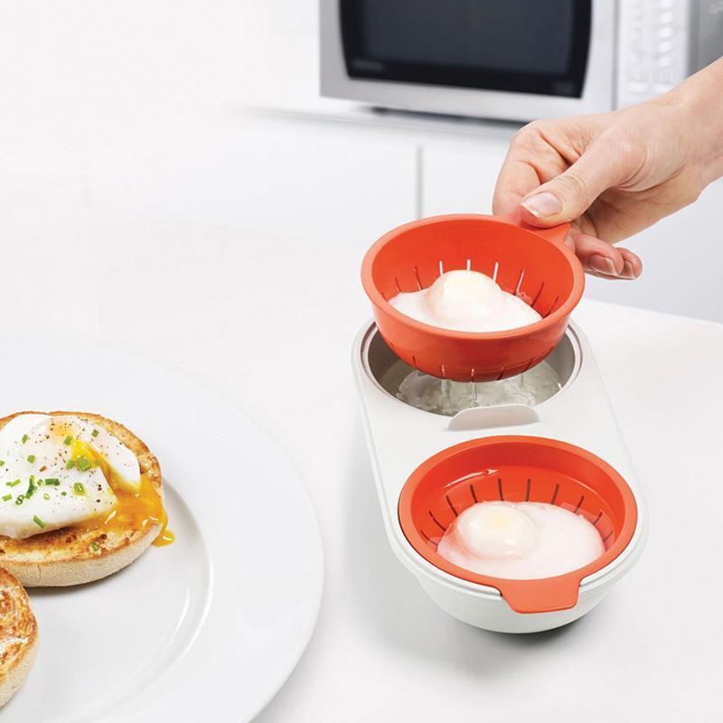 Portable egg cooker for microwave