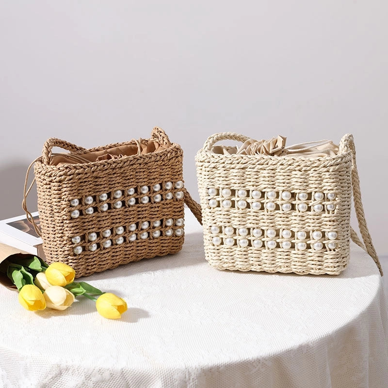Women's Medium Straw Solid Color Vintage Style Classic Style Square String Shoulder Bag