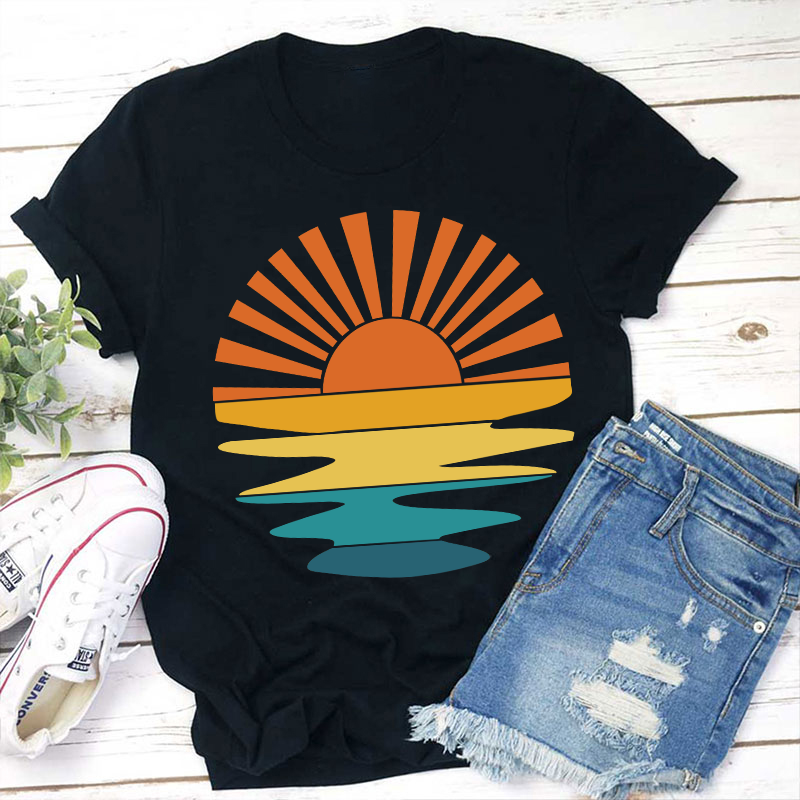 Retro Sunset Rays Wavy Teacher T-Shirt