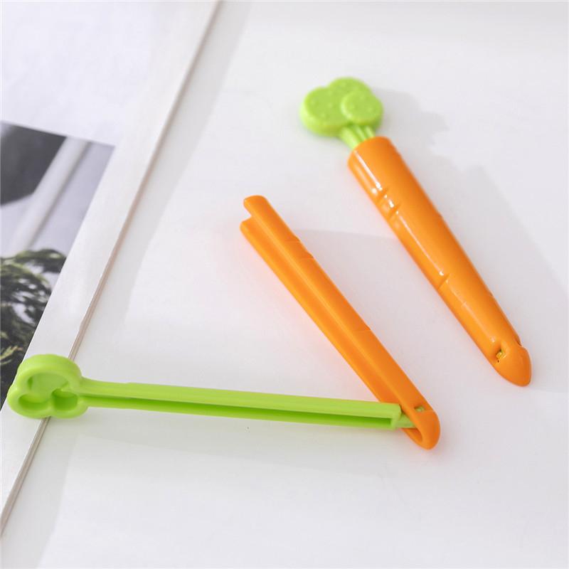 Carrot Food bag sealing clip. 5 PCs