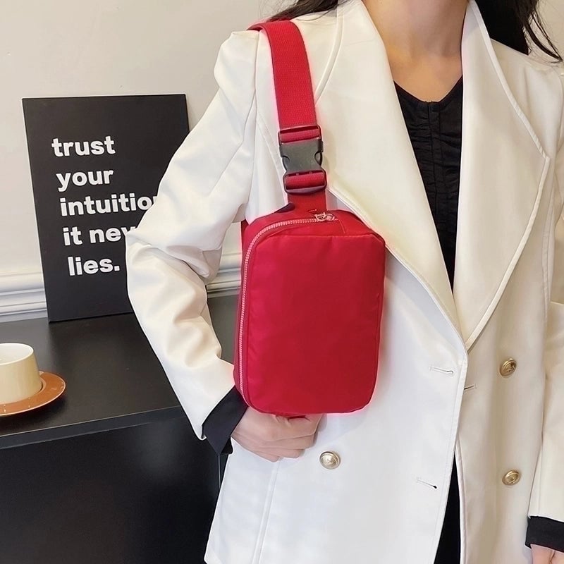 Women's Oxford Cloth Solid Color Classic Style Streetwear Sewing Thread Square Zipper Fanny Pack