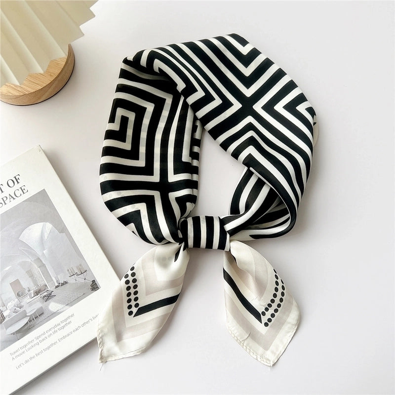 Women's Cartoon Style Cute Minimalist Printing Polyester Printing Silk Scarf