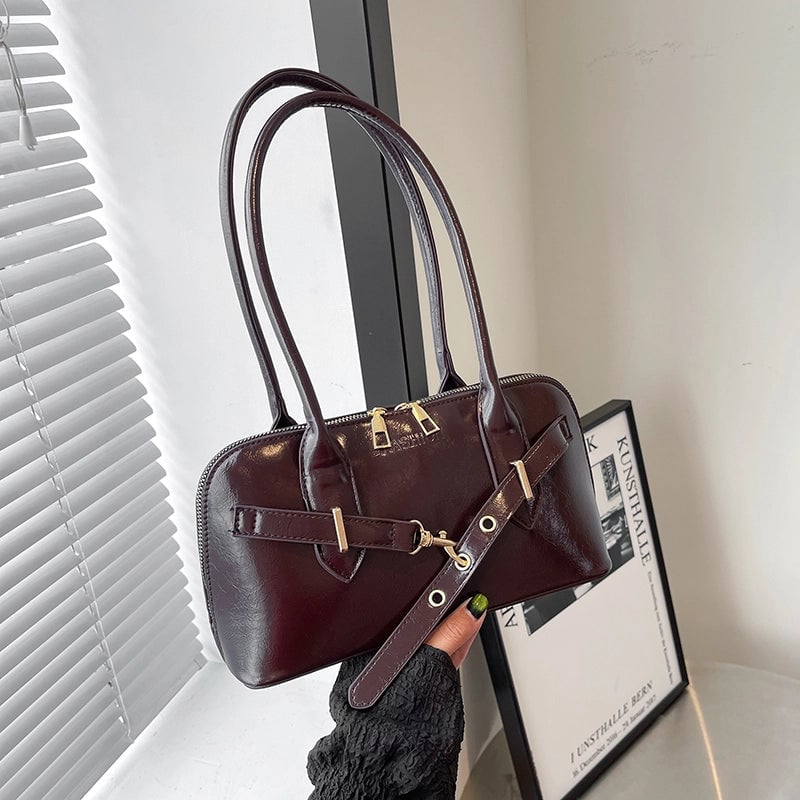 Women's Medium Pu Leather Solid Color Elegant Vintage Style Pillow Shape Zipper Shoulder Bag Underarm Bag