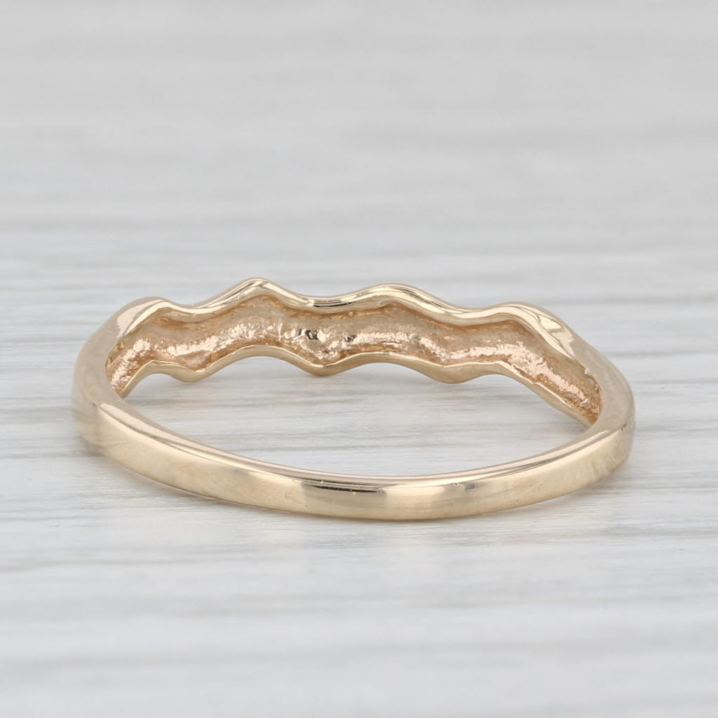 Wave Pattern Band Ring 10k Yellow Gold Size 7 Stackable