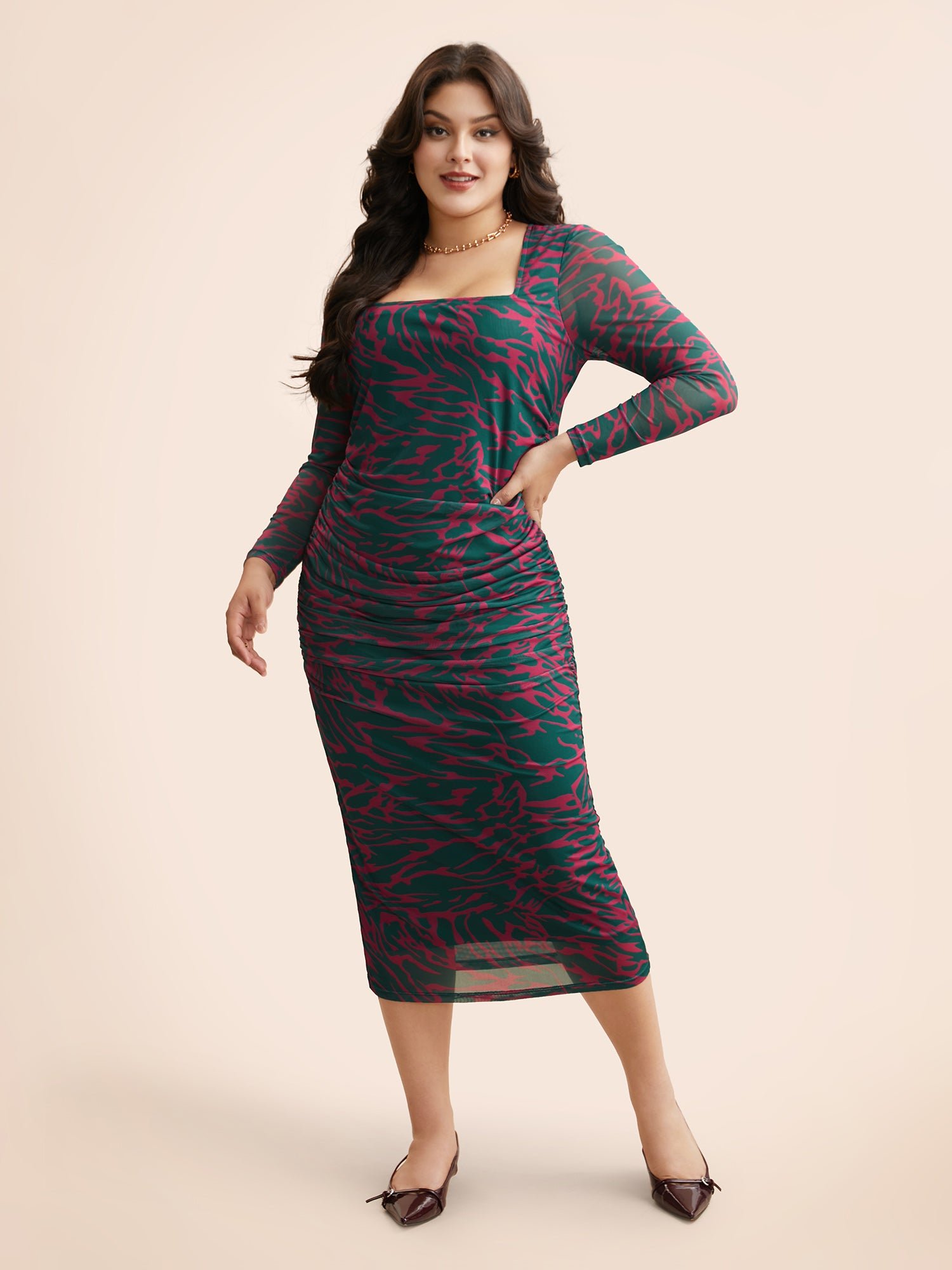 Square Neck Geometric Mesh Ruched Dress