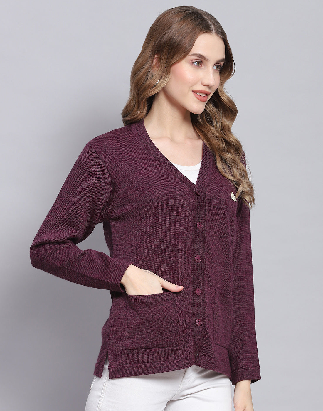 Women Maroon Solid V Neck Full Sleeve Cardigan