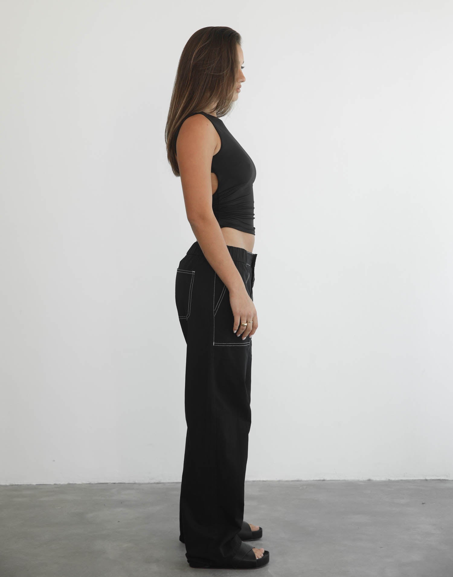 Fountain Tailored Pant (Onyx) - By Lioness