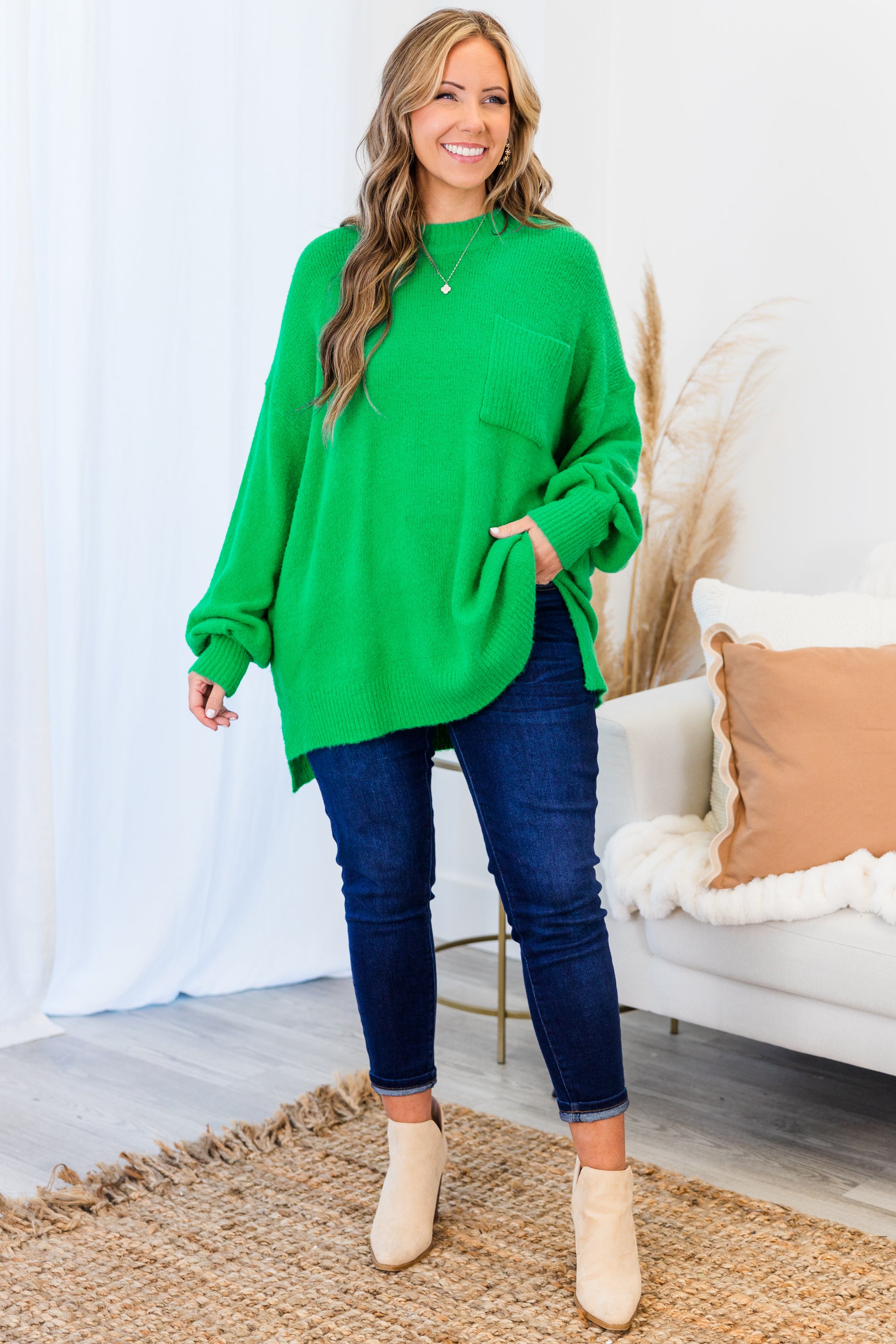 Reliable Love Sweater. Kelly Green