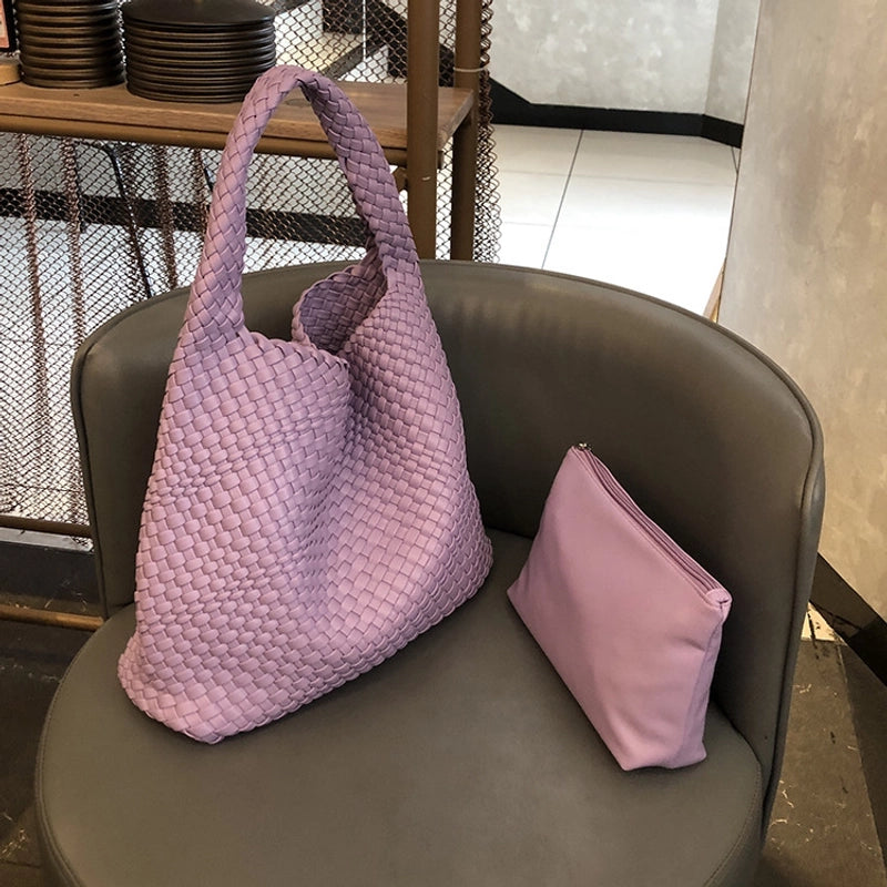 Women's Pu Leather Solid Color Classic Style Weave Bucket Magnetic Buckle Shoulder Bag