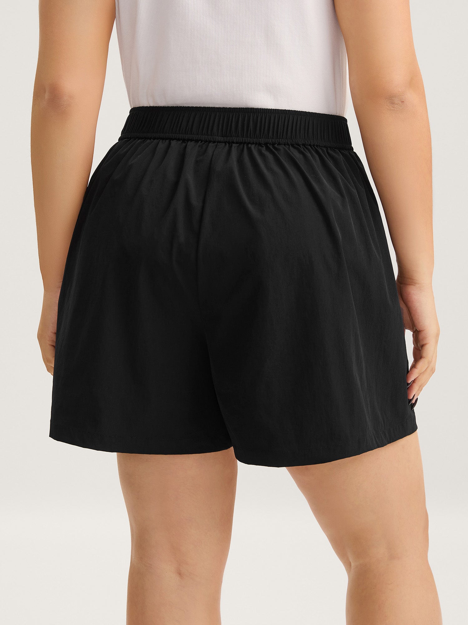 Solid Zipper Pockets Wide-Leg Shorts
