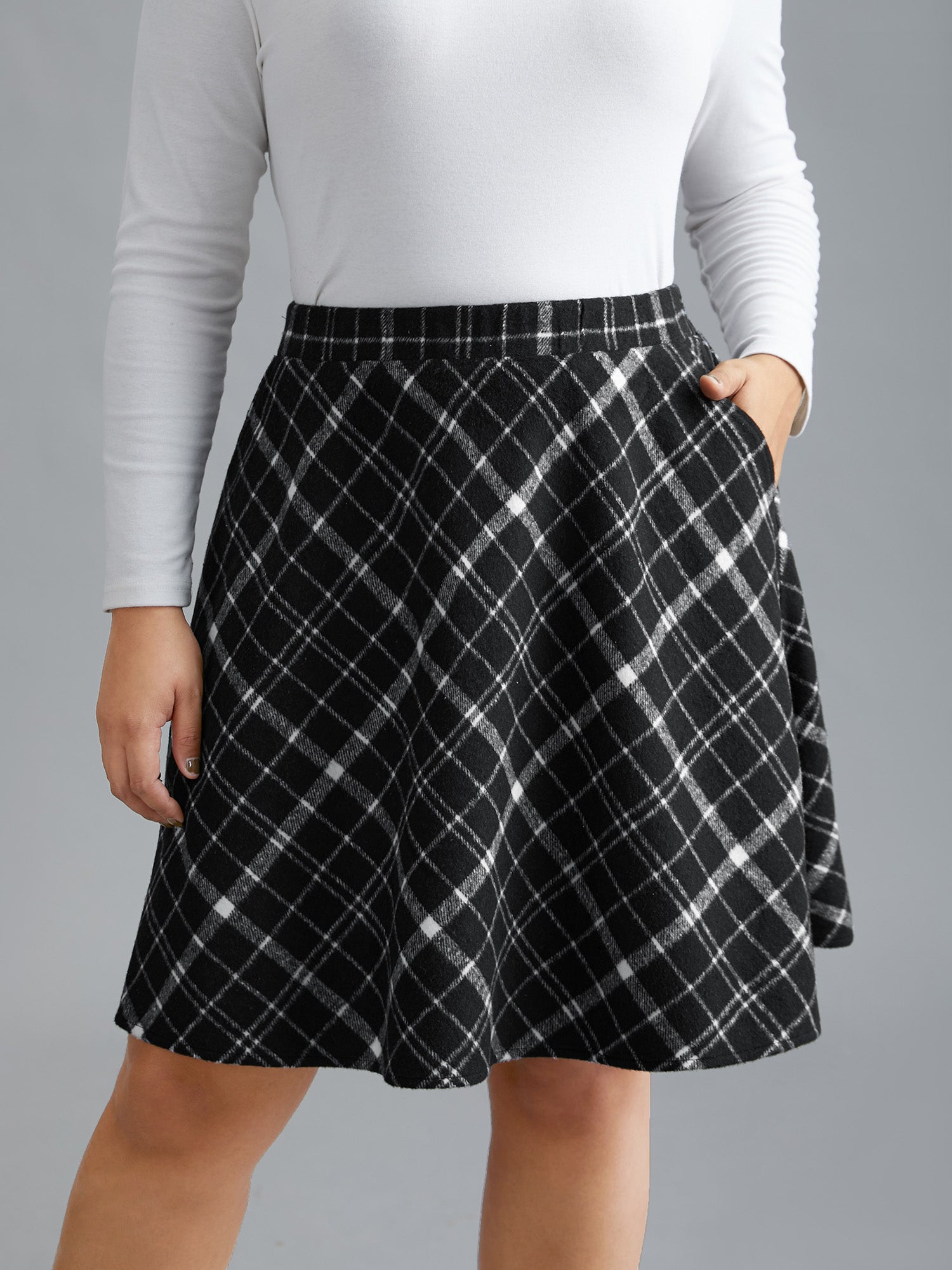 Plaid Pattern Elastic Waist A-line Mini Skirt