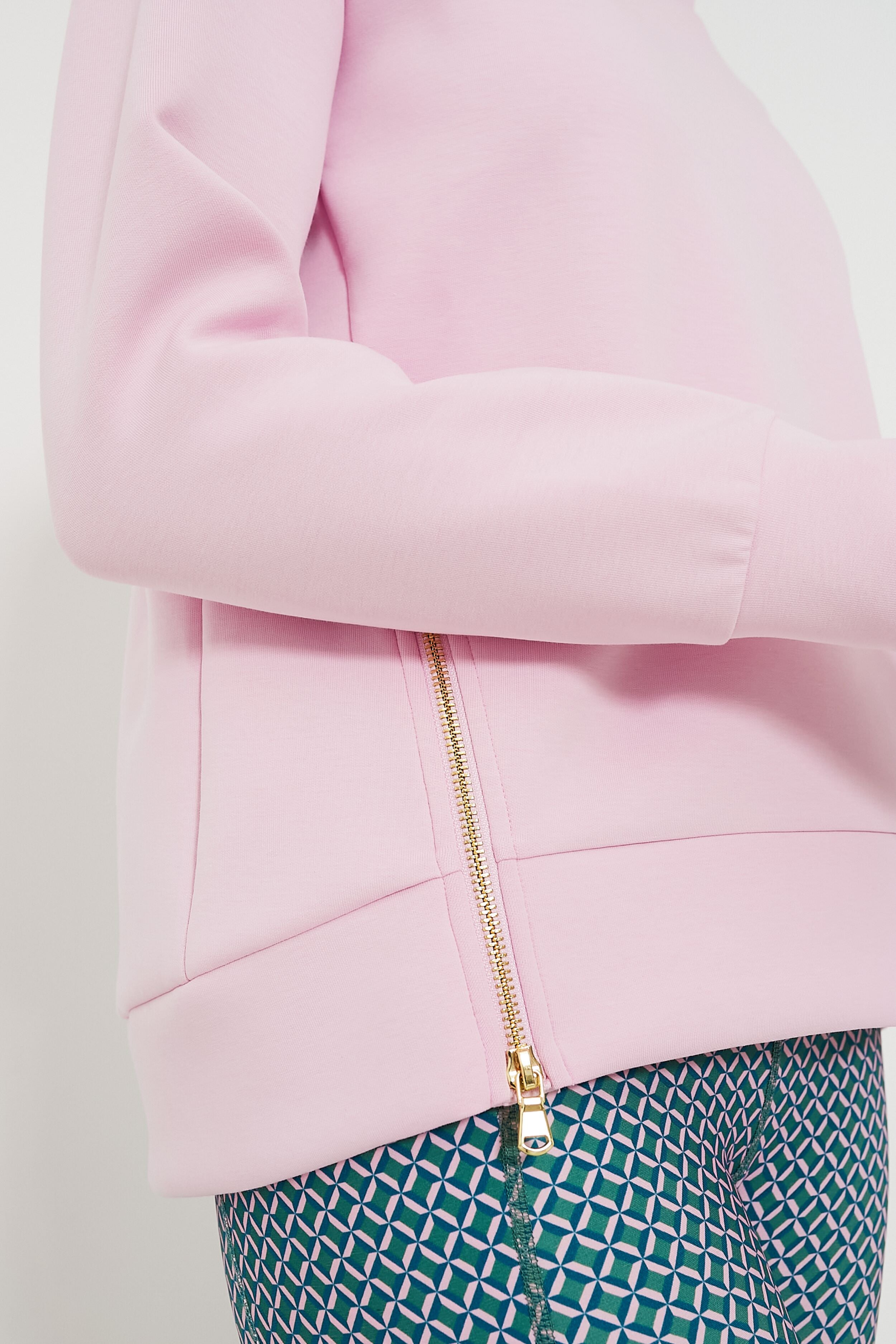 Petal Everyday Pullover