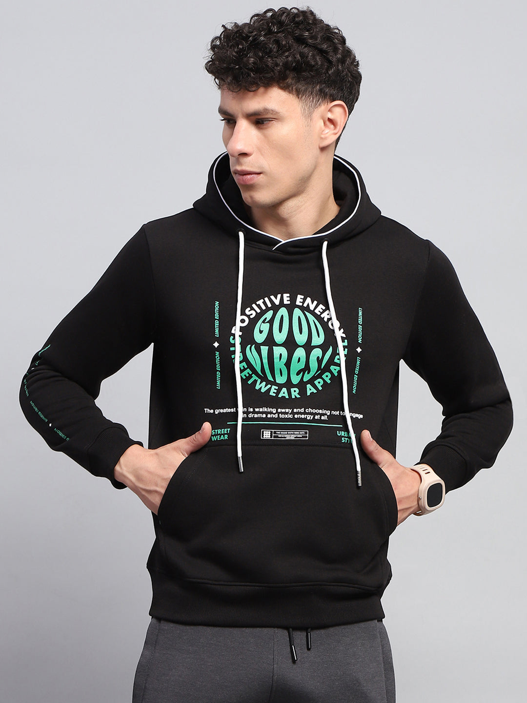 Men Black Printed Hooded Full Sleeve Sweatshirt