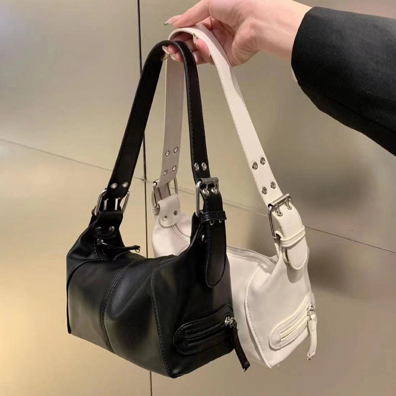 Women's Small Pu Leather Solid Color Streetwear Square Zipper Baguette Bag