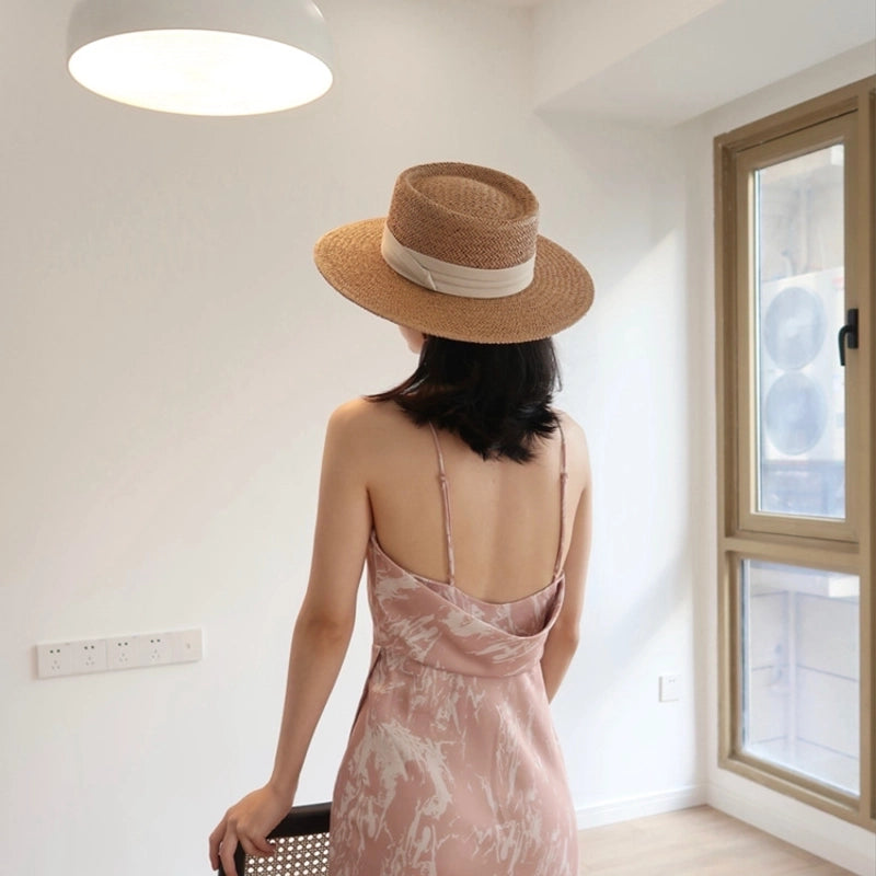 Women's Minimalist Classic Style Color Block Flat Eaves Straw Hat
