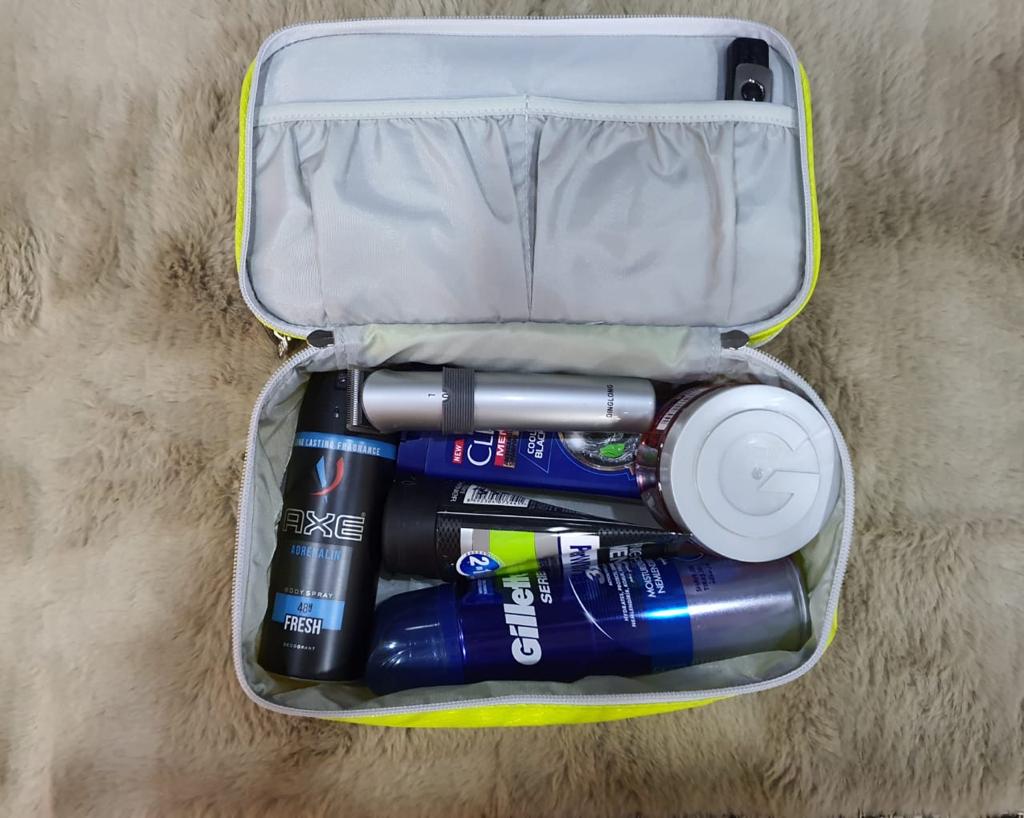 LARGE CAPACITY TRAVELLING TOILETRY COSMETIC ORGANIZER BAG