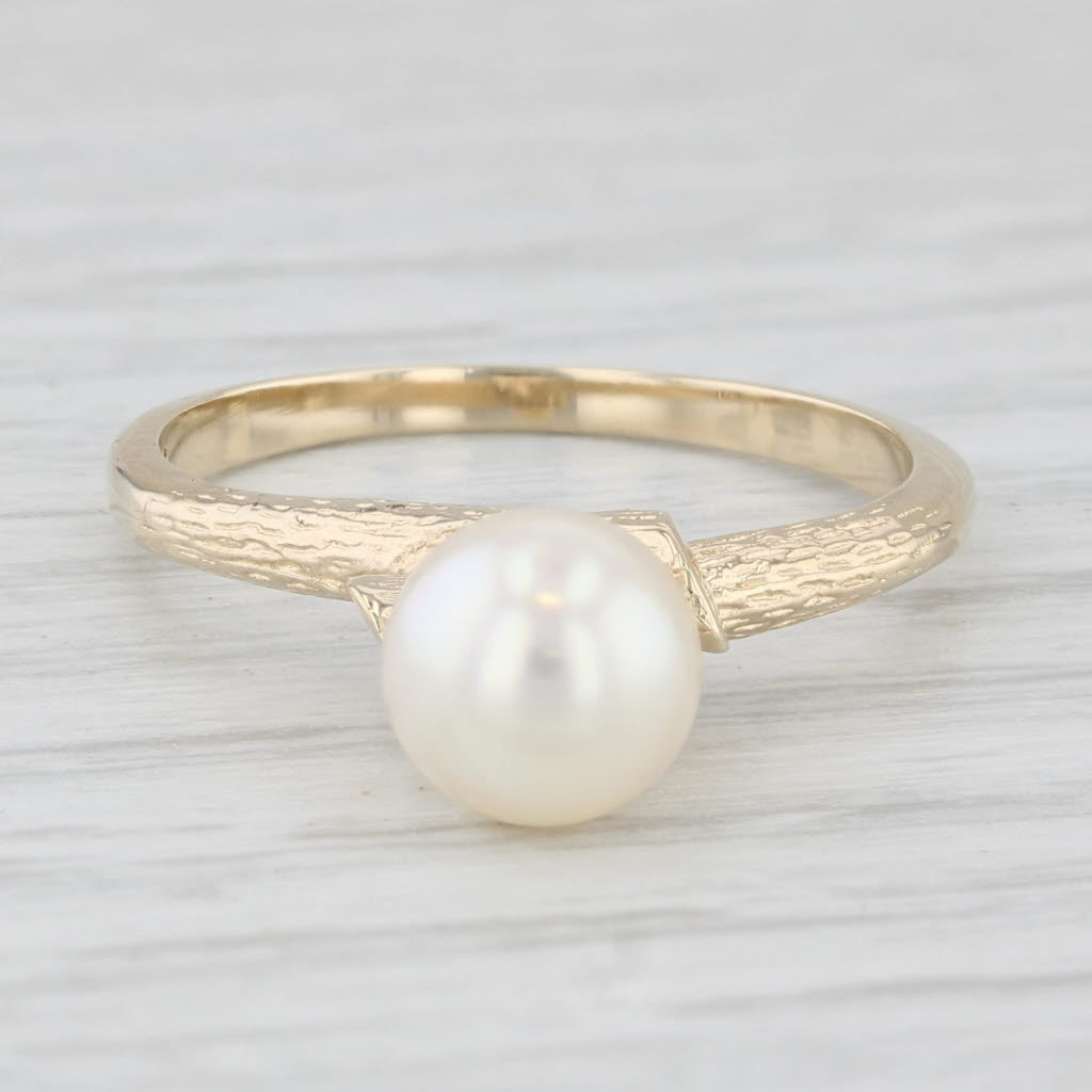 Cultured Pearl Solitaire Ring 10k Yellow Gold Size 6.25 Woodgrain Etched Band